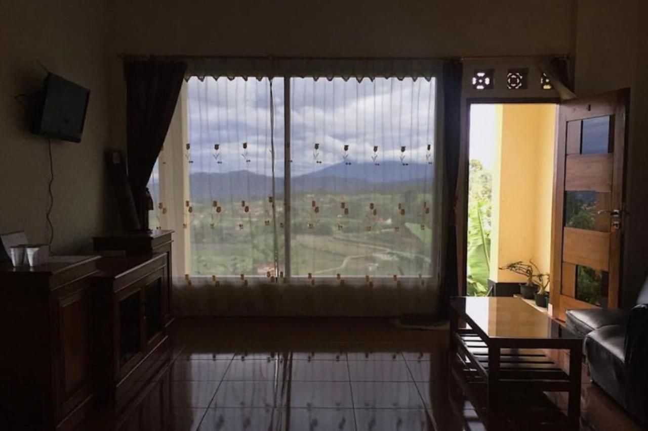 Panundaan Penginapan Pondok Jurang Ciwidey Syariahホステル エクステリア 写真